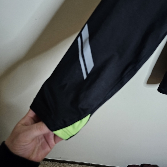 Under Armour Running Quarter Zip Jacket Size XL - Picture 3 of 7